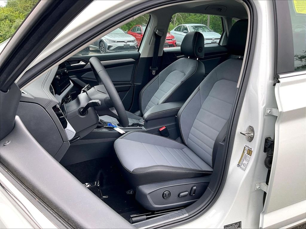 2026 Volkswagen Jetta 8