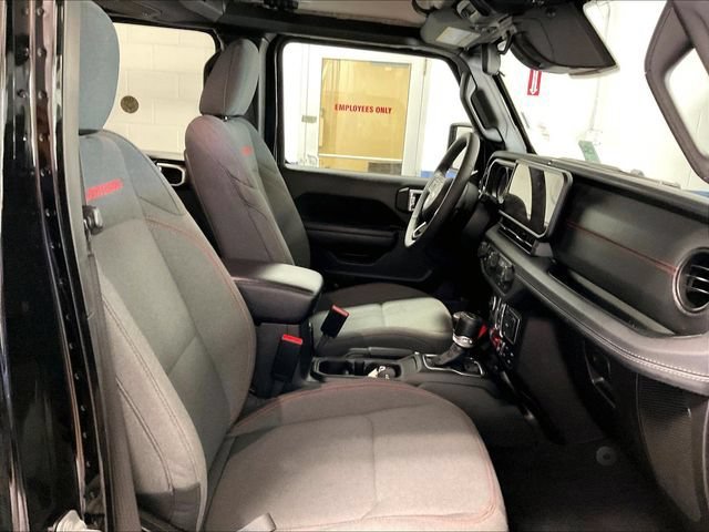 Used 2026 Black Clearcoat Jeep Rubicon image 10