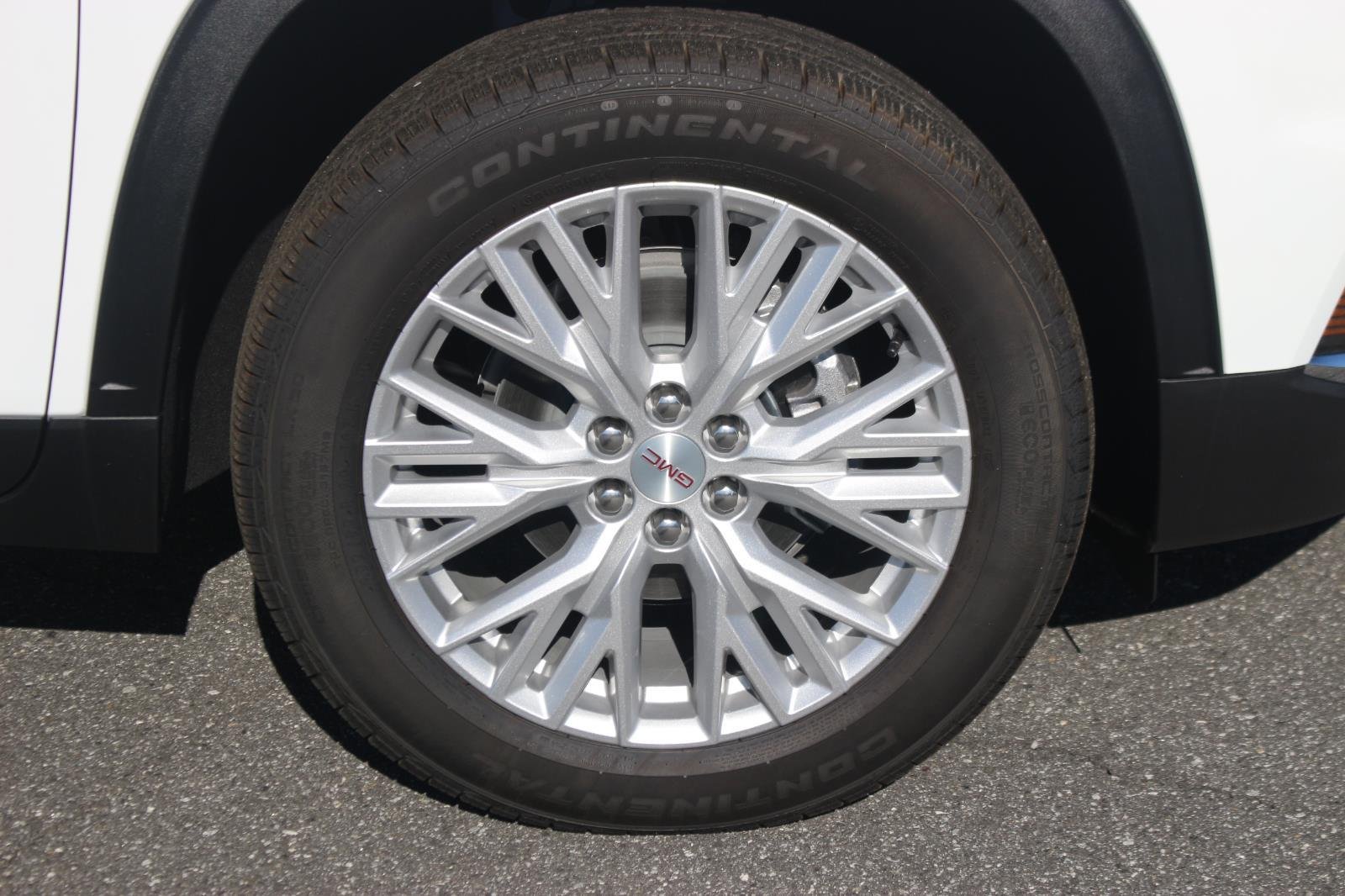 2025 GMC Acadia Elevation - Photo 9
