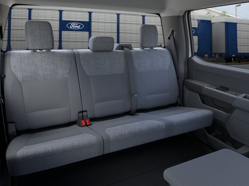 New 2026 Oxford White Ford F-350® XLT image 11