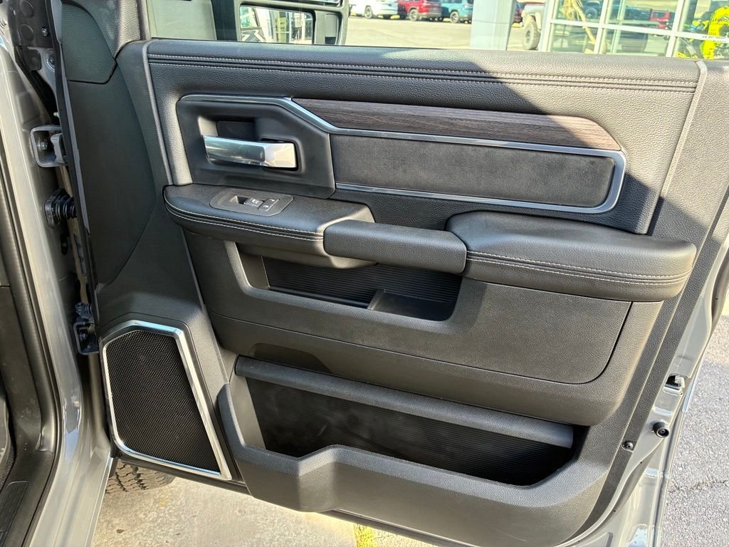 New 2026 Ceramic Gray Clear-Coat Exterior Paint RAM Laramie image 38