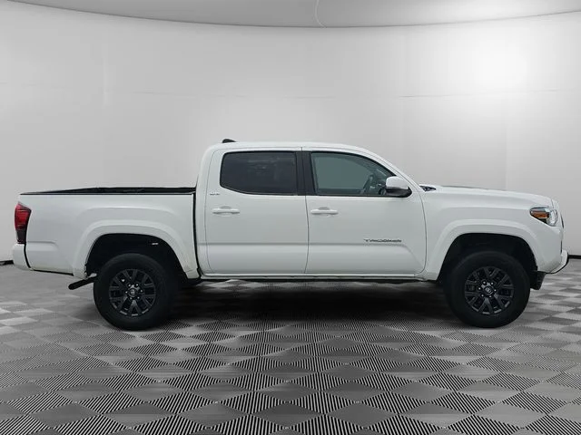 Used 2023 White Toyota SR5 image 5