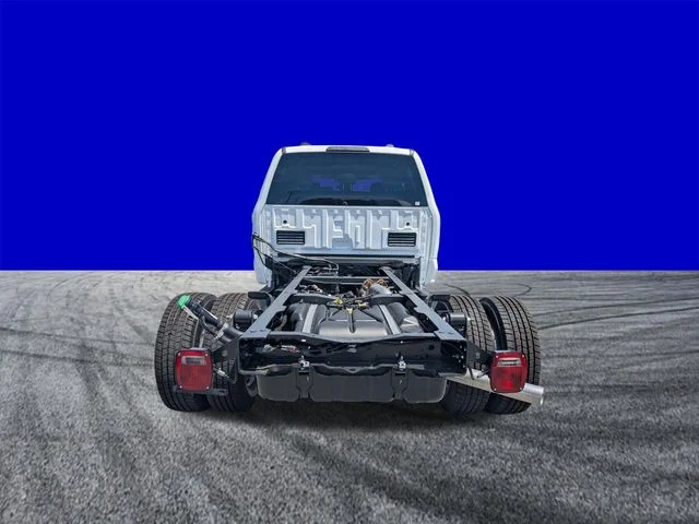 New 2026 White Ford XLT image 4