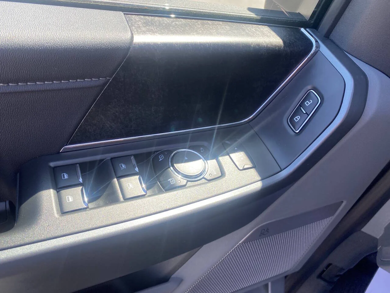 2025 Ford F-250 Super Duty XLT - Photo 22