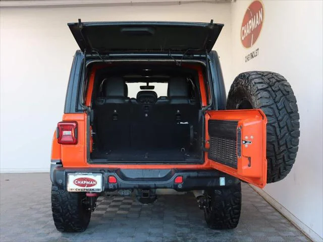 Used 2018 Orange Jeep Rubicon 4x4 image 5
