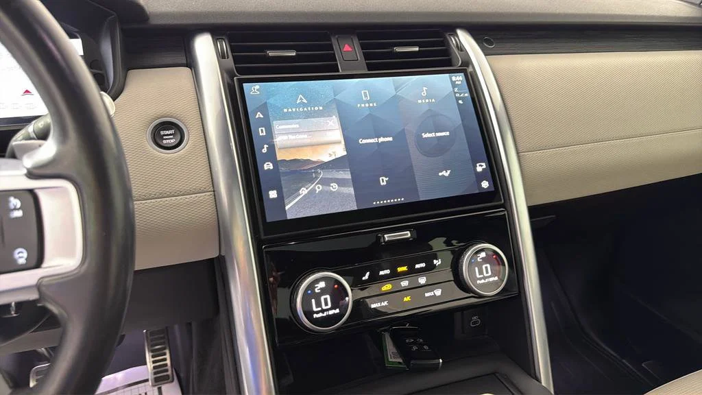 Used 2022  Land Rover S R-Dynamic image 22