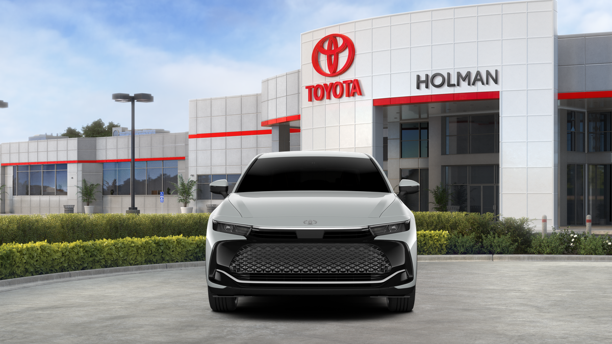 New 2026 Oxygen White Toyota XLE image 17
