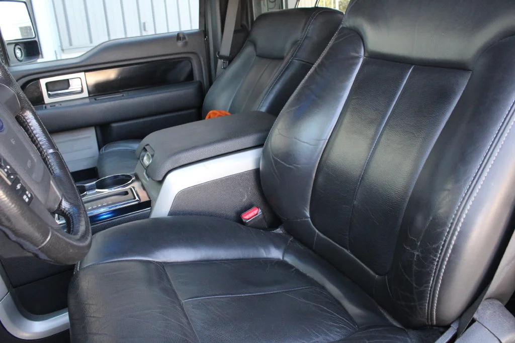 Used 2011 Black Ford XL image 4