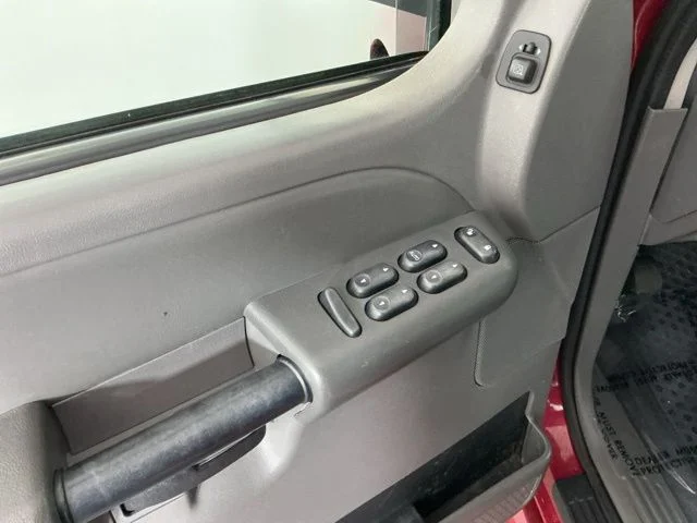 2004 Ford Explorer Sport Trac XLS - Photo 12
