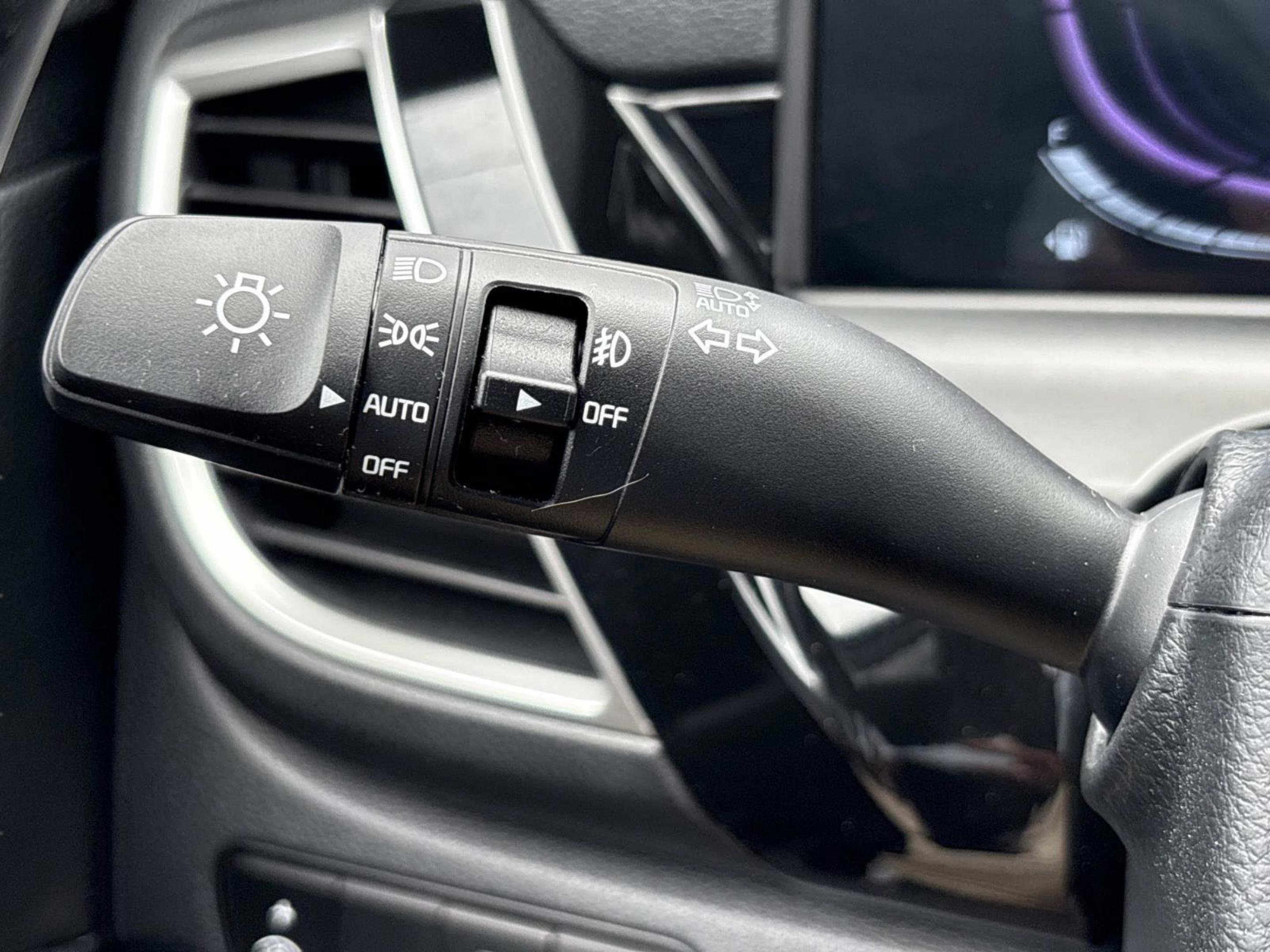 2025 Kia Seltos S - Photo 24