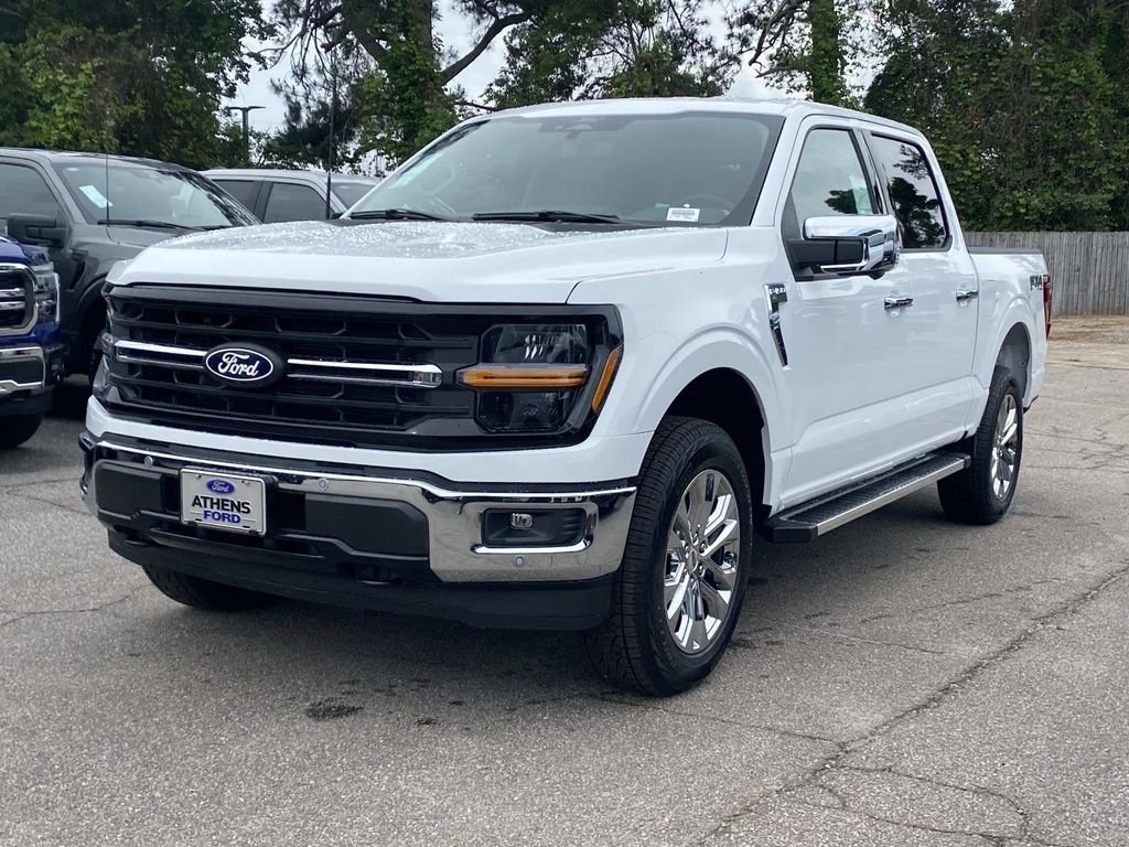 New 2026 Oxford White Ford XLT image 6