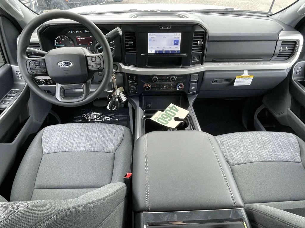 New 2026 Oxford White Ford XLT image 11