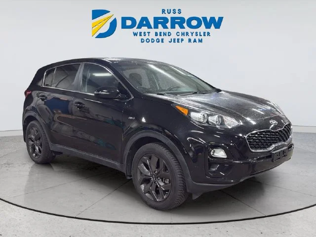 Used 2022 Red Kia LX image 7