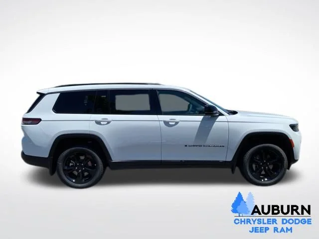 New 2026 Bright White Clear-Coat Exterior Paint Jeep Limited image 8