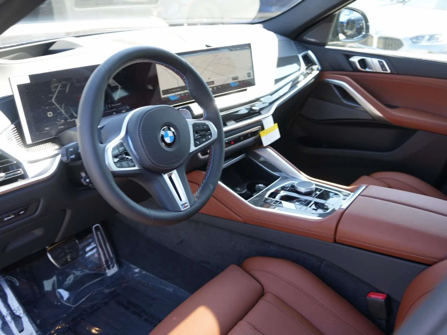 New 2027 Carbon Black Metallic BMW M60i image 14