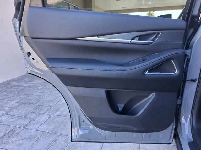 New 2027 HARBOR GRAY INFINITI Luxe FWD image 20