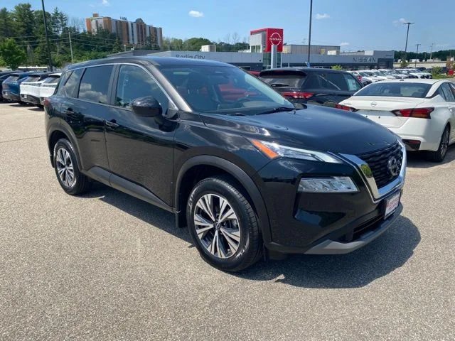 Used 2023 Super Black Nissan SV image 29