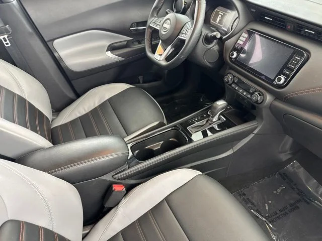Used 2024 White Nissan SR image 21