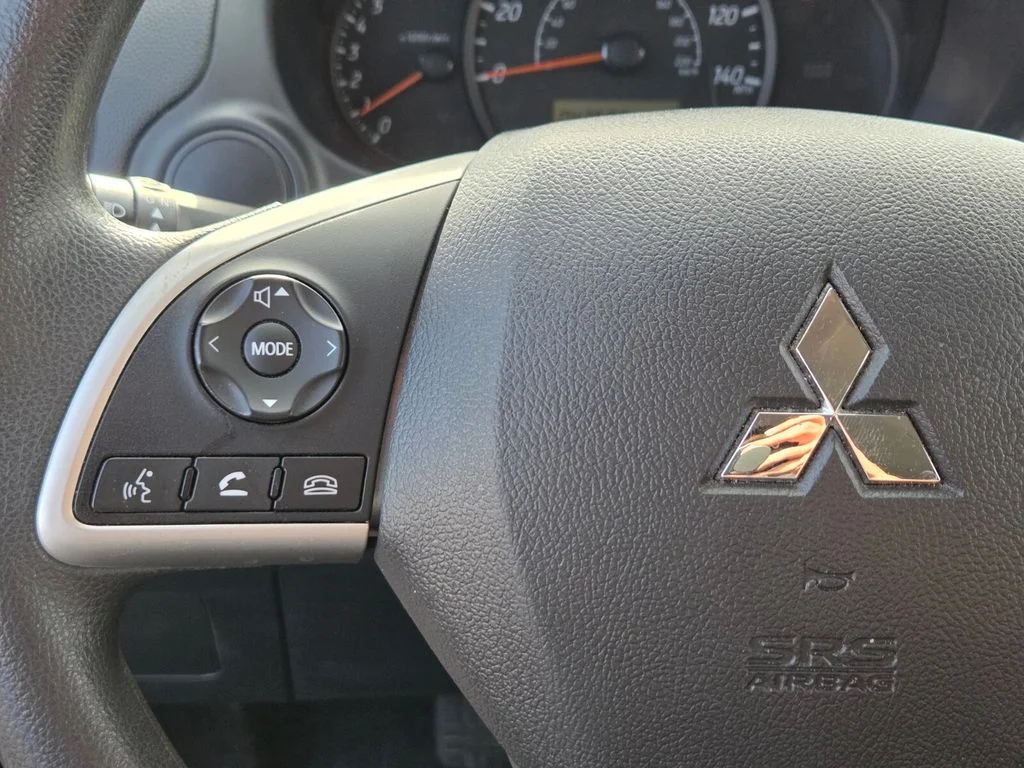 Used 2024  Mitsubishi ES image 24
