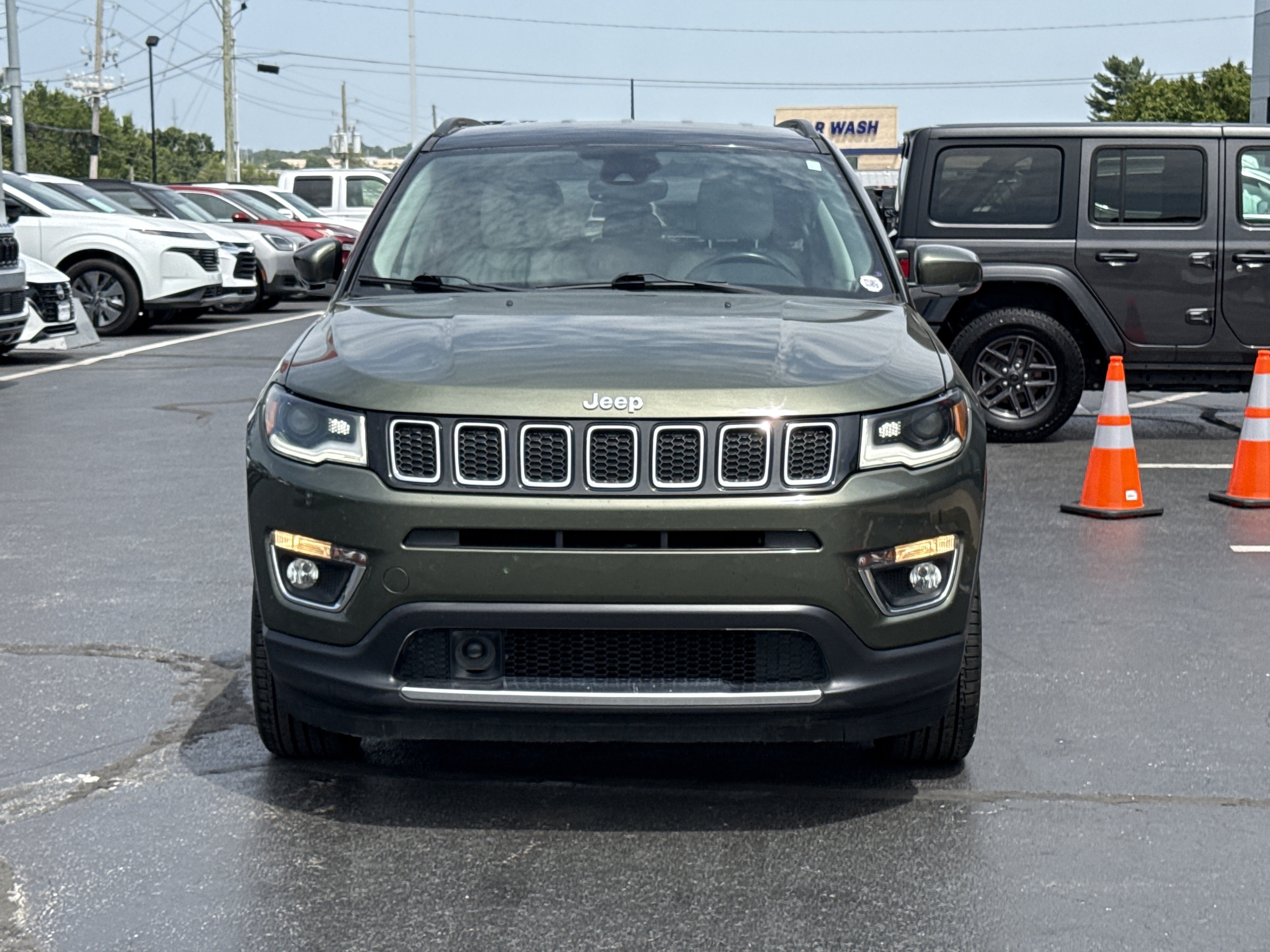 Used 2017 Olive Green Pearlcoat Jeep Limited 4WD image 14