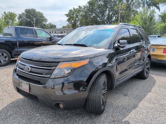 Used 2014 Black Ford Sport image 2