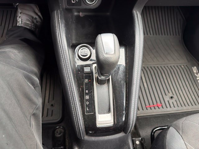 Used 2018 Aspen White / Super Black Nissan SV image 18
