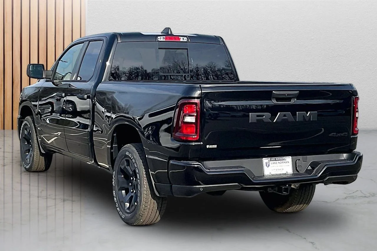 New 2026 Diamond Black Crystal Pearlcoat RAM Express image 6