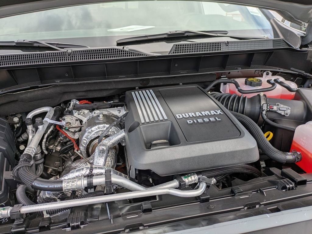 2025 Chevrolet Silverado 1500 RST - Photo 13