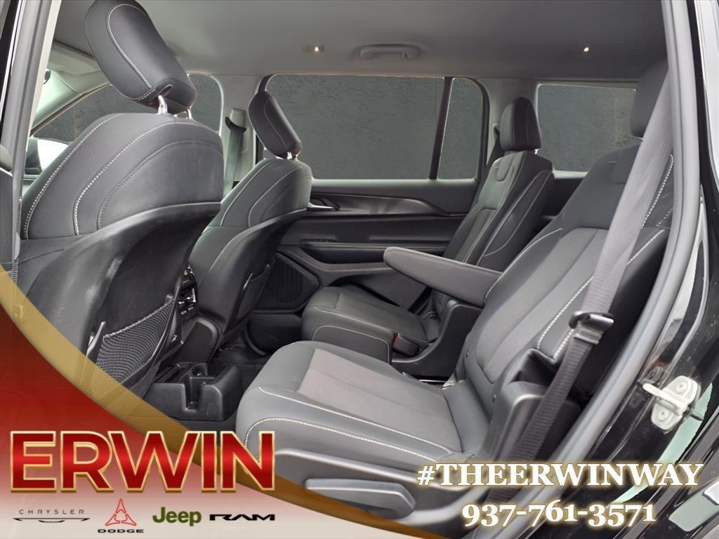 Used 2023 Black Jeep Laredo image 6