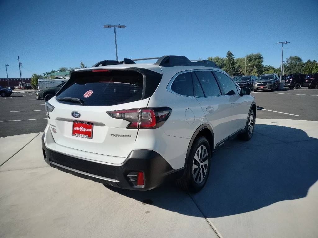 Used 2020 Crystal White Pearl Subaru Base image 4