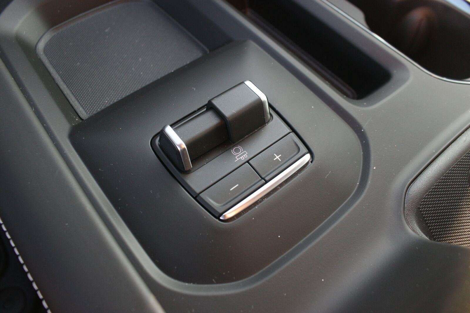Used 2026 Onyx Black GMC AT4X image 24