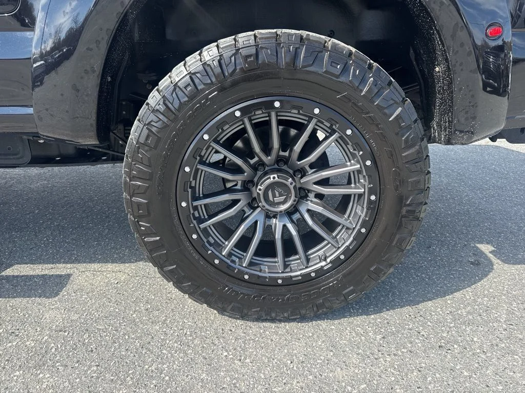 Used 2020 Black Ford Lariat image 36