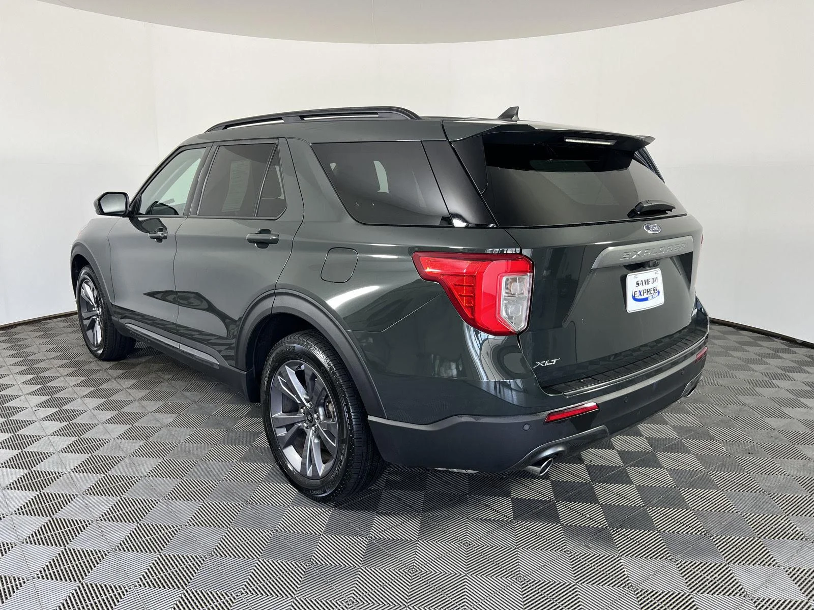 Used 2023  Ford XLT image 32