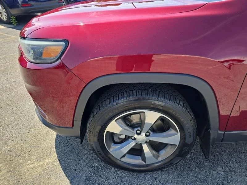 Used 2019 Red Jeep Limited image 10