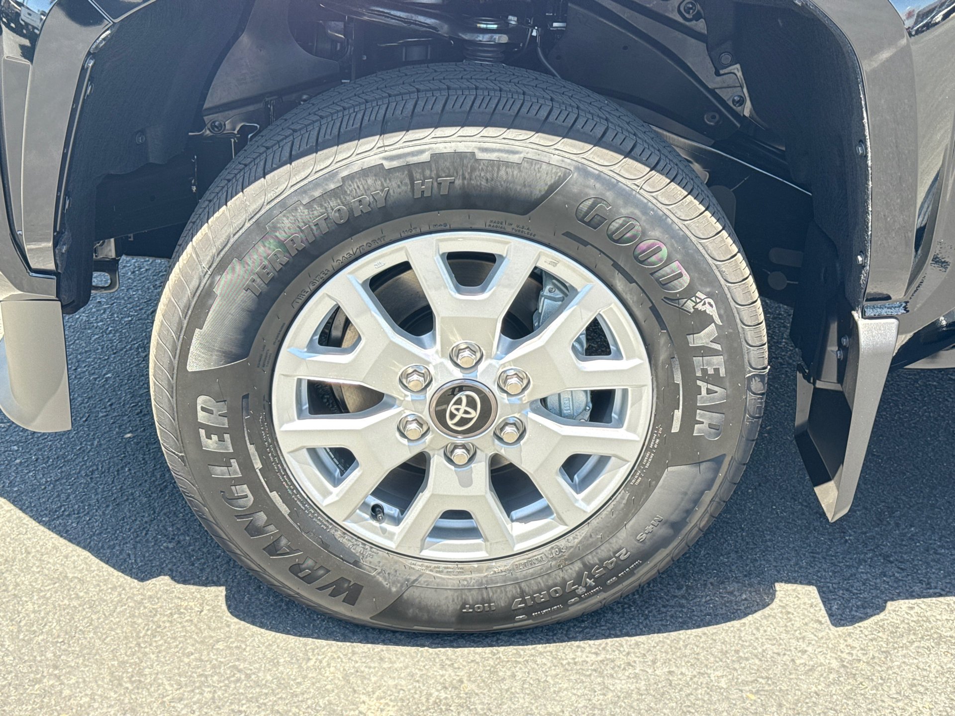 New 2026 Black Toyota  SR5 image 5