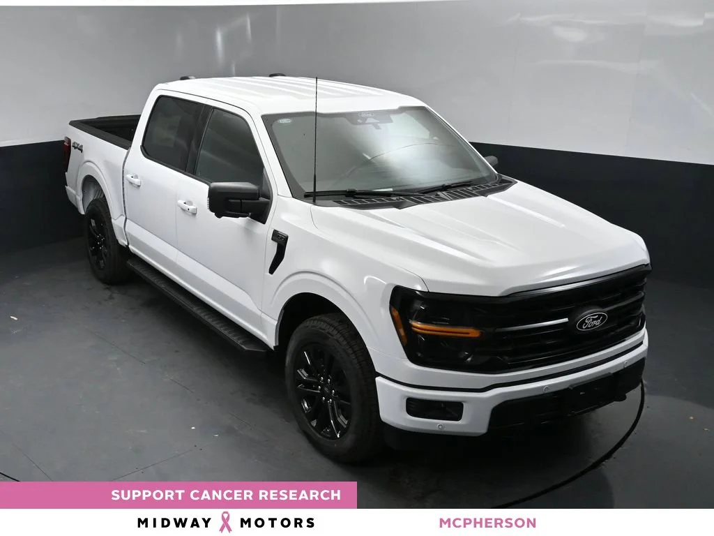 New 2026 Oxford White Ford XLT image 1