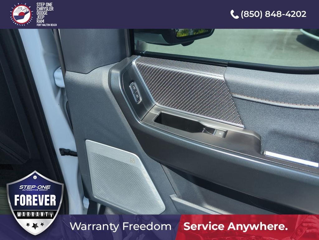 Used 2022 White Ford Raptor image 33