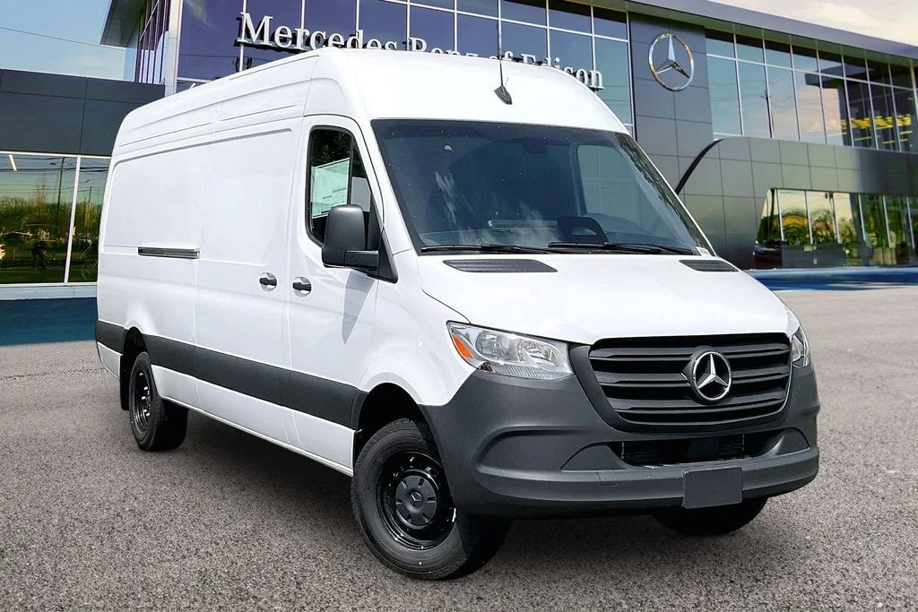2026 Mercedes-Benz Sprinter 3500 170 WB HO High Roof's photo