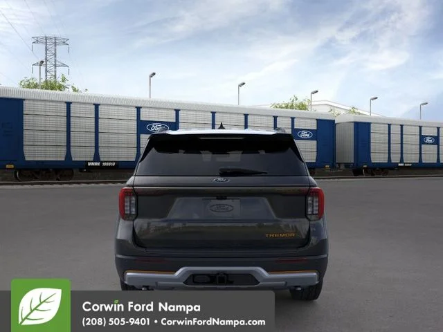New 2026 Agate Black Metallic Ford Tremor image 6