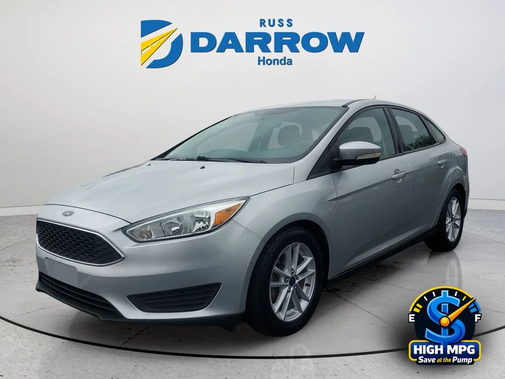 Used 2015 Silver Ford SE image 1