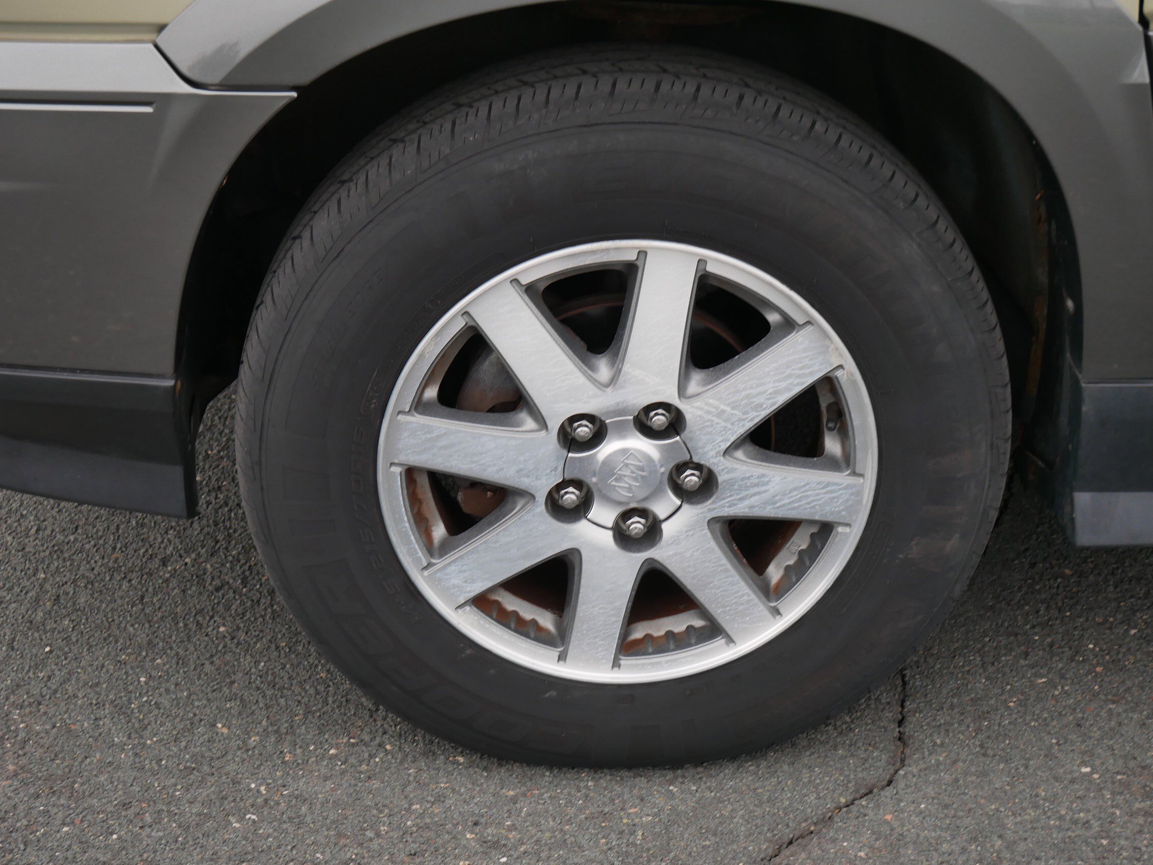Used 2003 Silverleaf Metallic Buick CX image 9