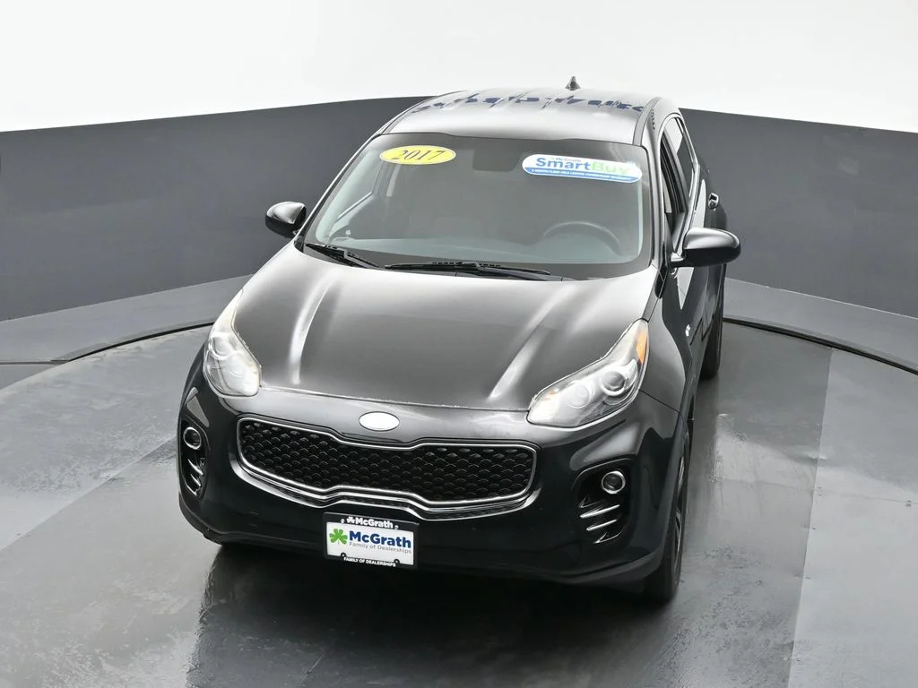 Used 2017 Red Kia LX image 26