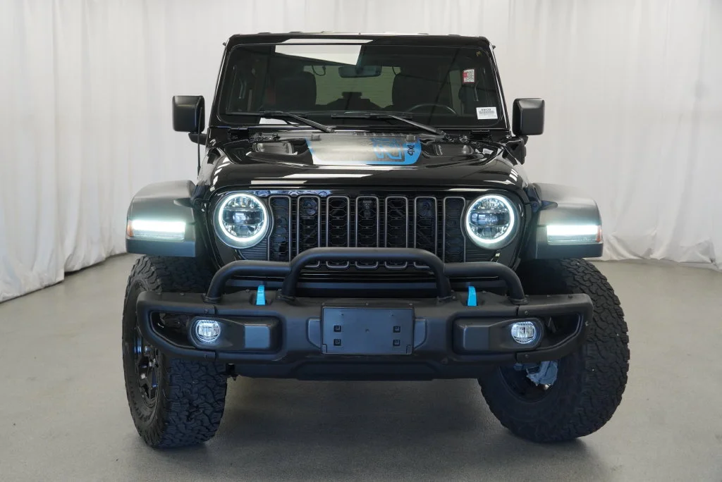 Used 2023 Black Jeep Rubicon 20th Anniversary Edition 4xe image 12