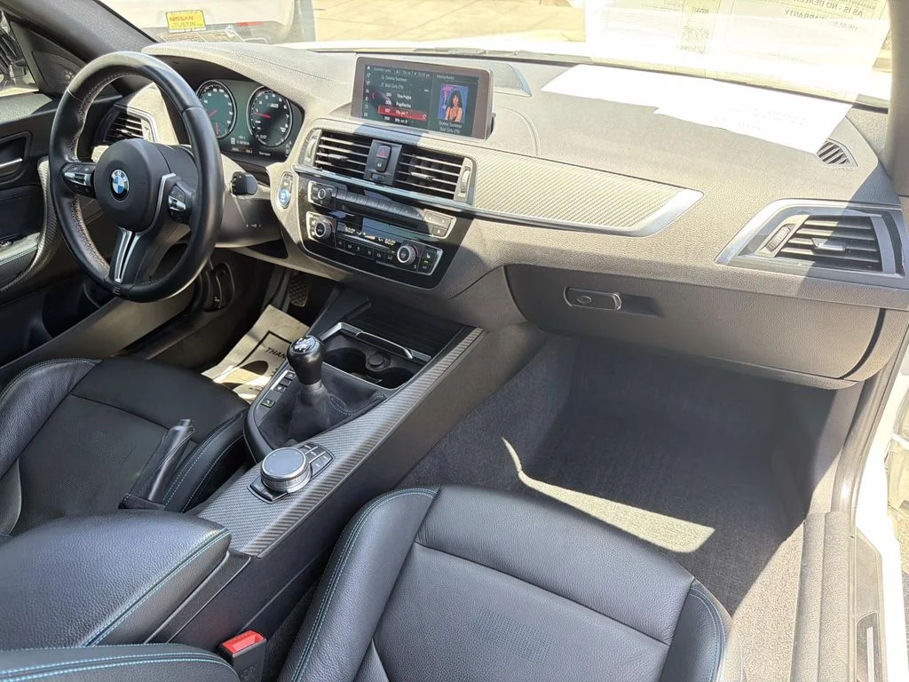 Used 2020 ALPINE WHITE BMW Competition image 30