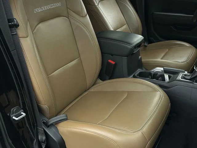 Used 2023 Black Jeep Rubicon image 32