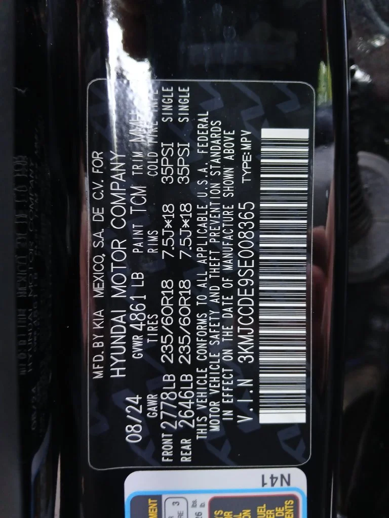 Used 2025 Black Hyundai SEL Convenience image 38
