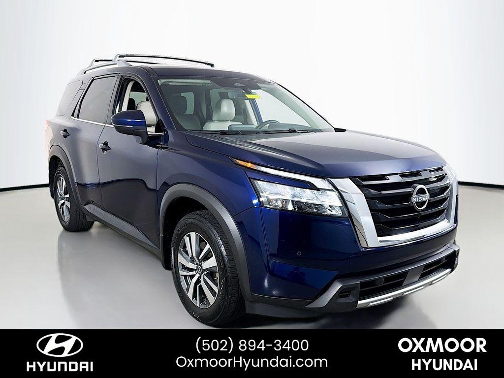 2024 Nissan Pathfinder SL 4WD's photo