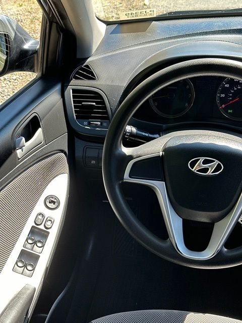 Used 2012 Cyclone Gray Hyundai GS image 27