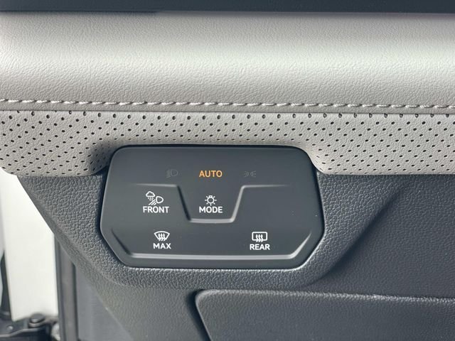 New 2026 White/off-white Volkswagen 2.0T Peak Edition image 17
