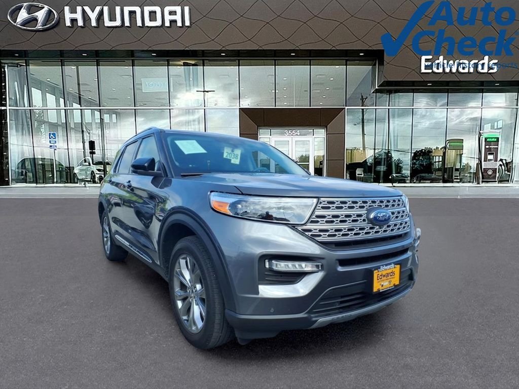 Used 2022 Gray Ford Limited image 3